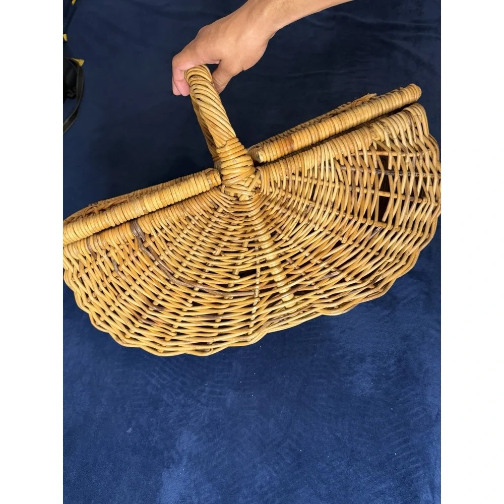 Large Italian Wicker Picnic Harvest Basket Handcrafted Brown Double Lid Rustic